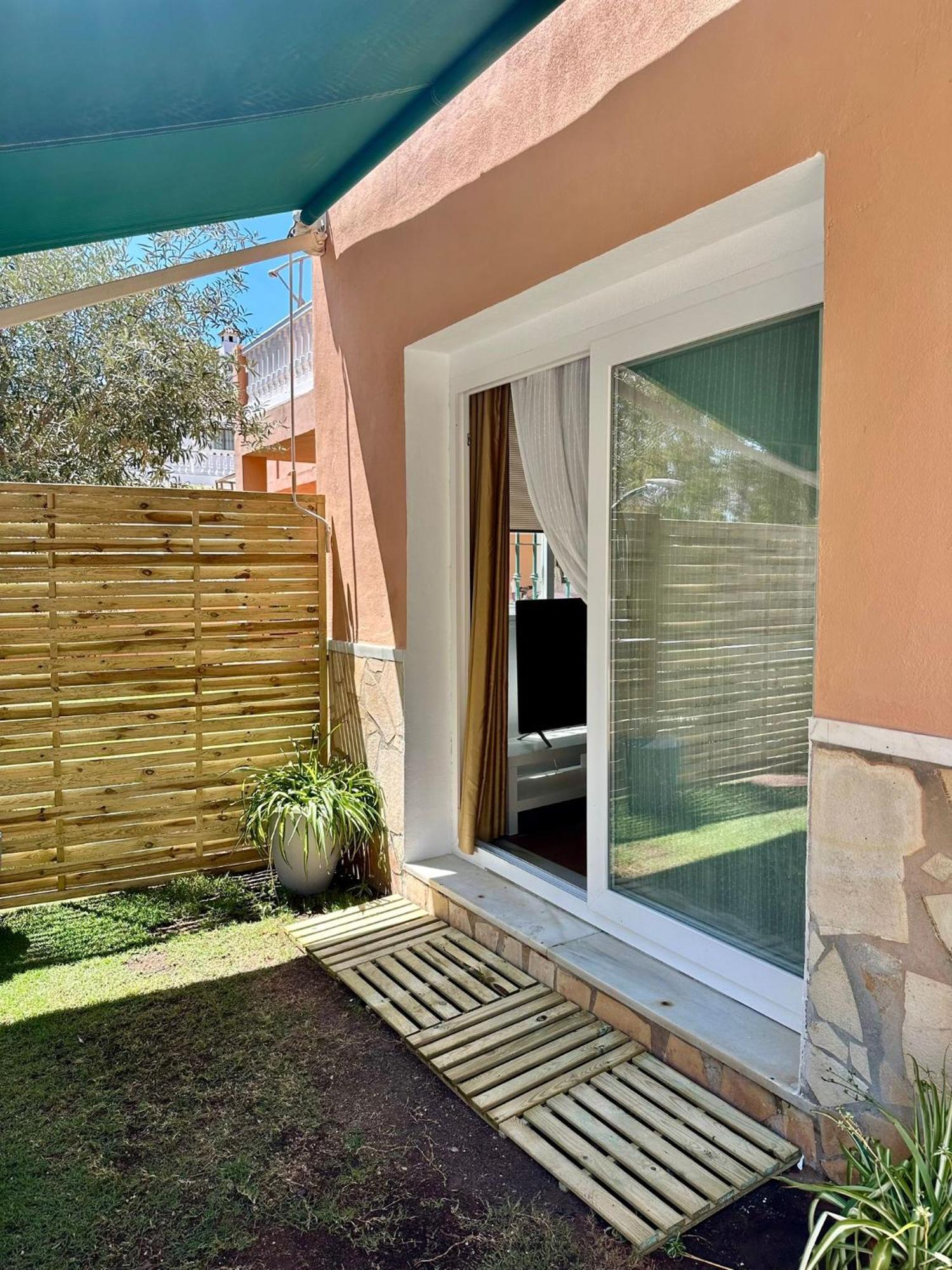 Apartamento Maravilloso Con Jardin Y Barbacoa *